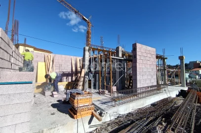 Moradia T4 para Venda em Castêlo da Maia