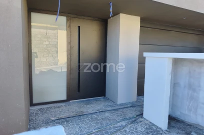 Moradia T4 para Venda em Castêlo da Maia