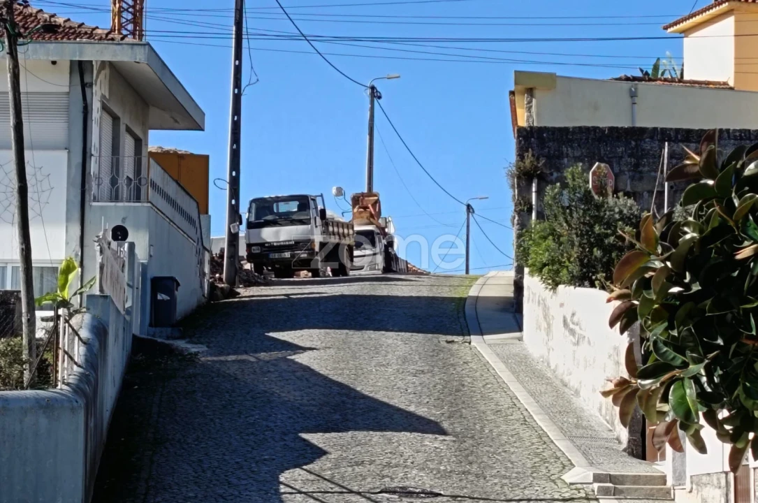 Moradia T4 para Venda em Castêlo da Maia Foto 69