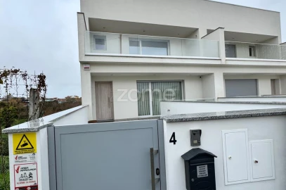Moradia T4 para Venda em Cacia