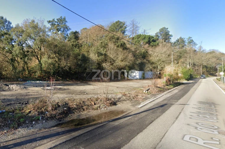 Terreno para Arrendamento em Lamelas e Guimarei Foto 2