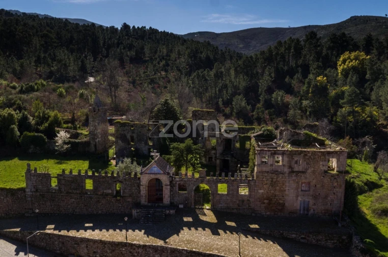 Moradia T3 para Venda em Melo e Nabais Foto 20