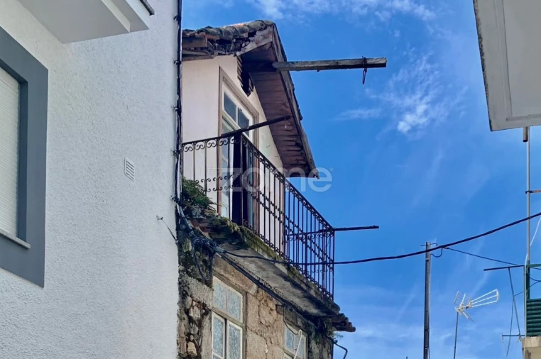 Moradia T3 para Venda em Melo e Nabais Foto 11