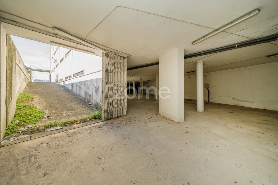 Terreno Comércio / Armazém para Venda em Barroselas e Carvoeiro Foto 3