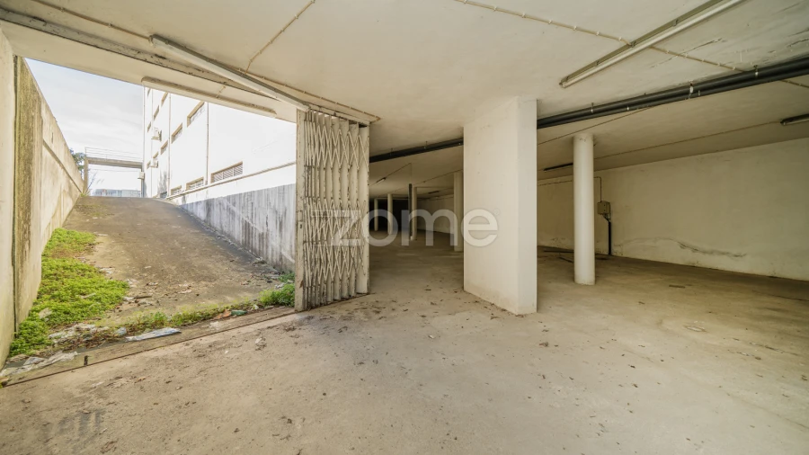 Terreno Comércio / Armazém para Venda em Barroselas e Carvoeiro