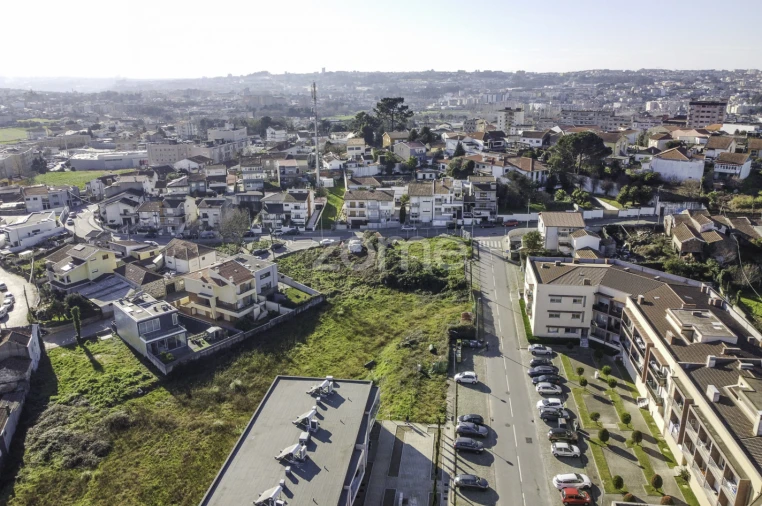 Terreno para Venda em Baguim do Monte (Rio Tinto) Foto 8
