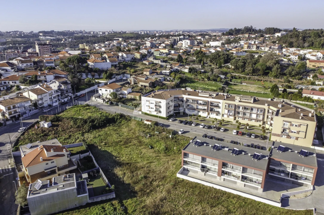 Terreno para Venda em Baguim do Monte (Rio Tinto) Foto 10