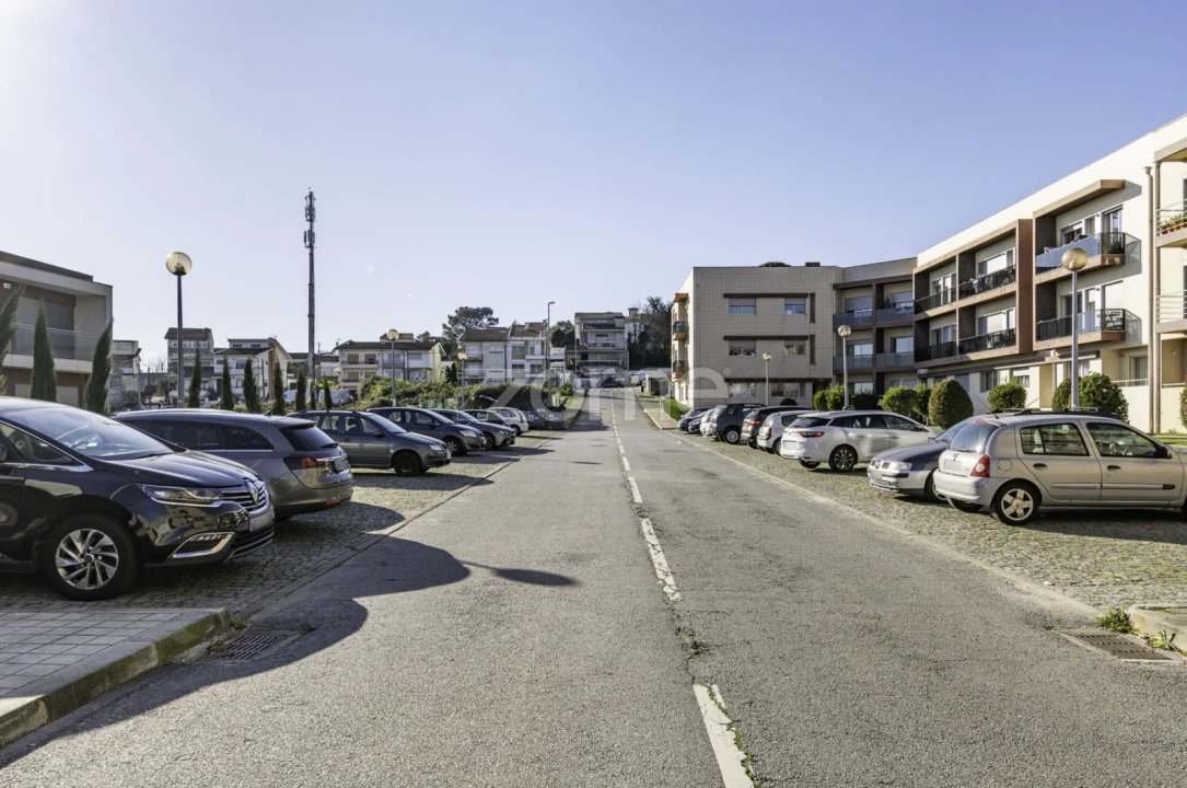 Terreno para Venda em Baguim do Monte (Rio Tinto) Foto 14