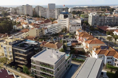 Apartamento T3 para Venda em Lordelo do Ouro e Massarelos