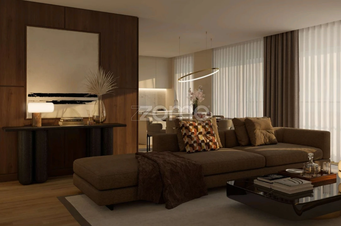 Apartamento T4 para Venda em Lordelo do Ouro e Massarelos Foto 3