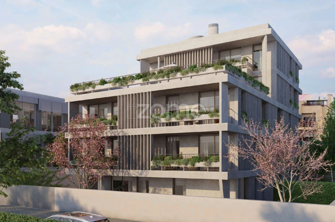 Apartamento T4 para Venda em Lordelo do Ouro e Massarelos Foto 2