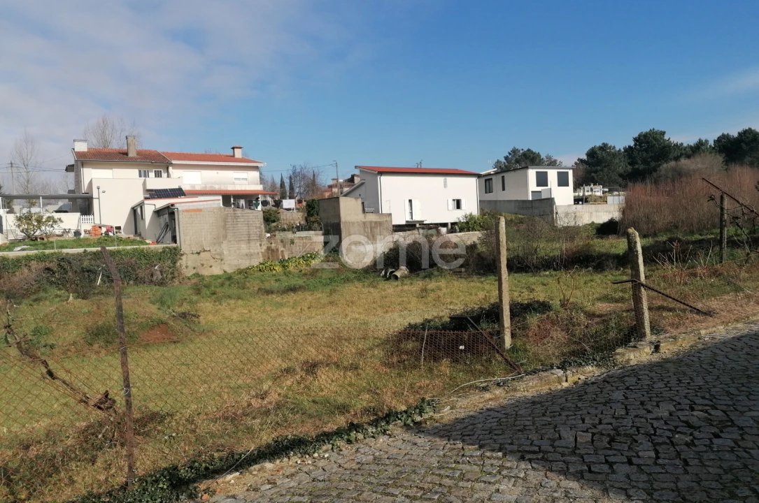 Terreno para Venda em Alvarelhos e Guidões Foto 3