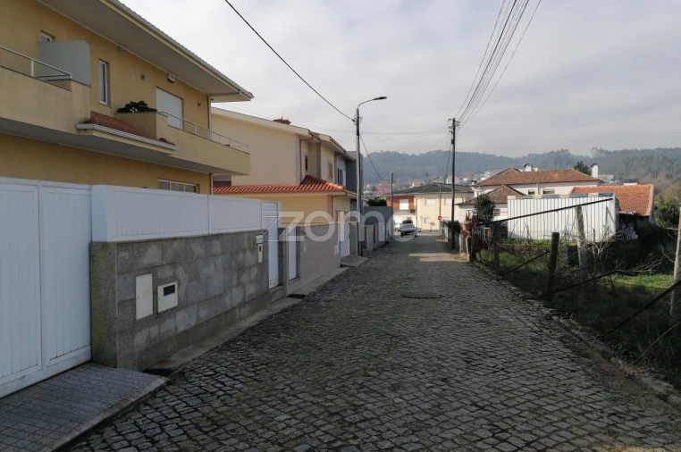 Terreno para Venda em Alvarelhos e Guidões Foto 10
