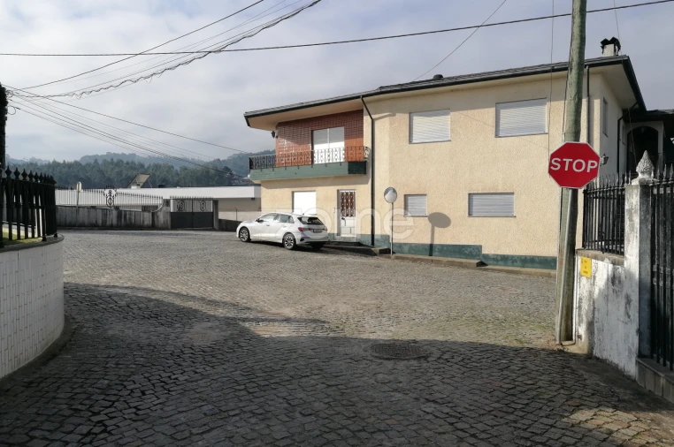 Terreno para Venda em Alvarelhos e Guidões Foto 12