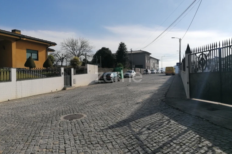 Terreno para Venda em Alvarelhos e Guidões Foto 14