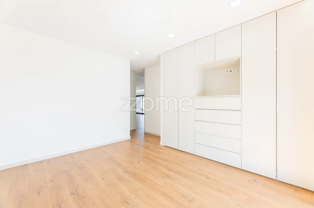 Moradia T3 para Venda em Areias Foto 11