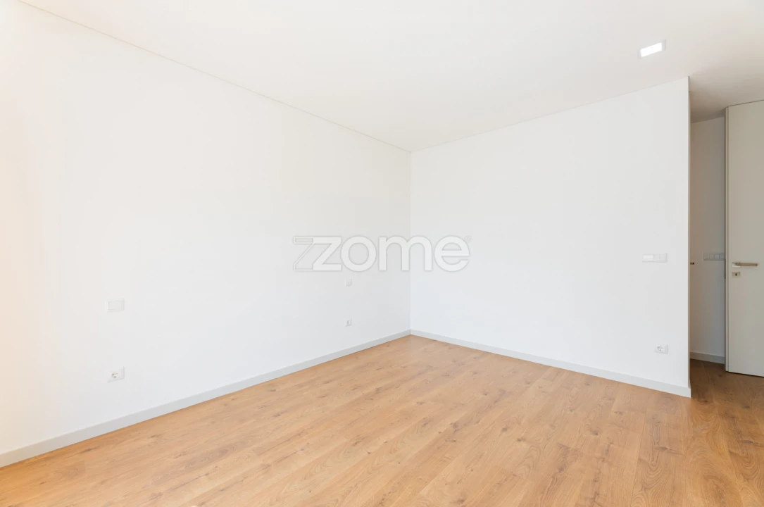 Moradia T3 para Venda em Areias Foto 12