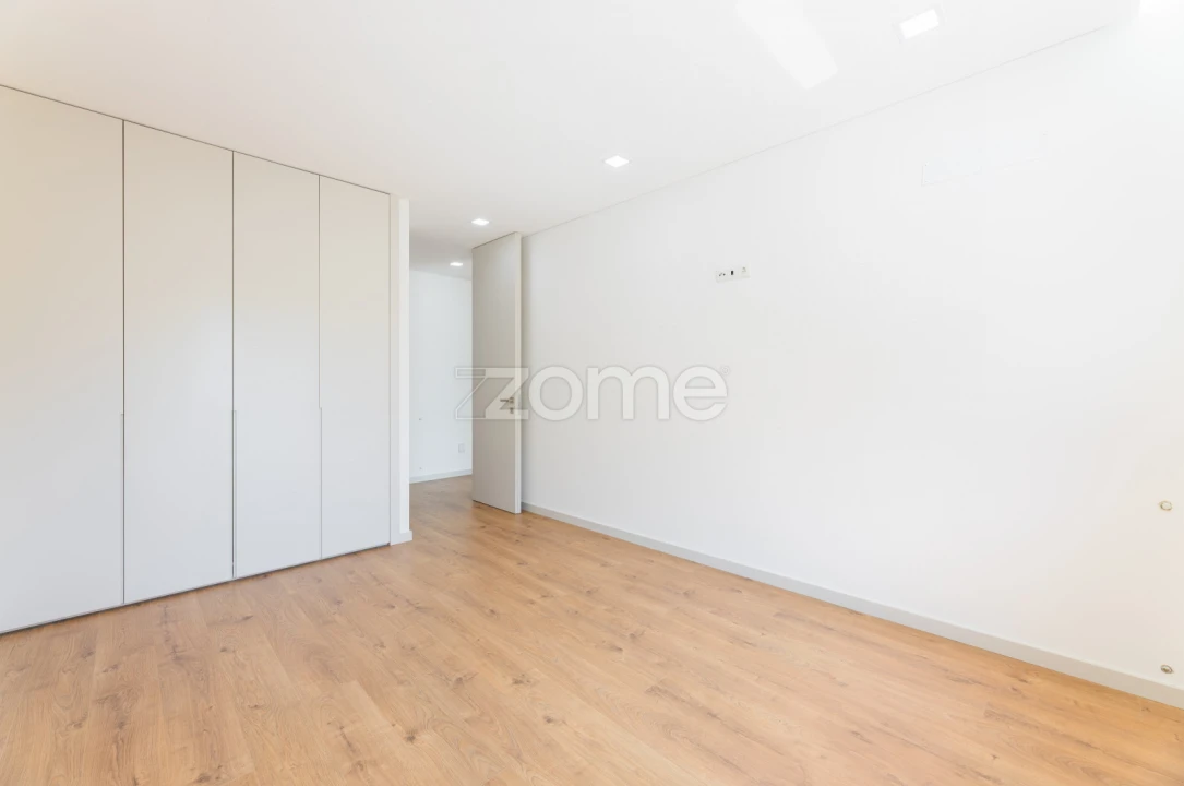 Moradia T3 para Venda em Areias Foto 22