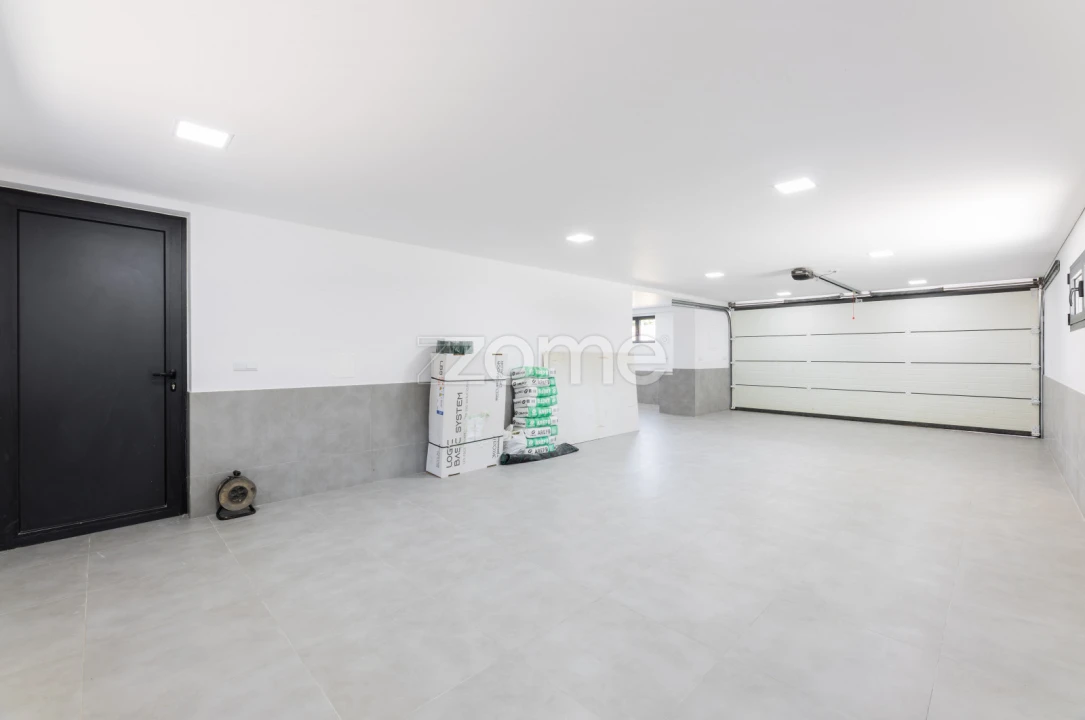 Moradia T3 para Venda em Areias Foto 28