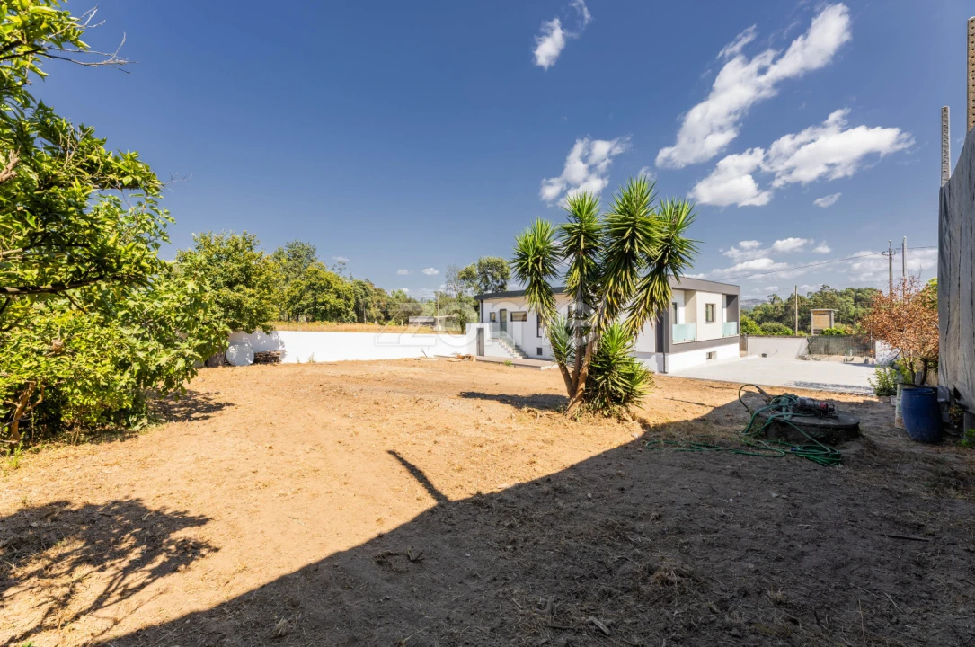 Moradia T3 para Venda em Areias Foto 31