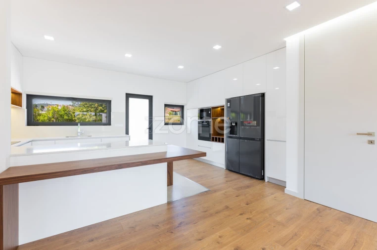 Moradia T3 para Venda em Areias Foto 7