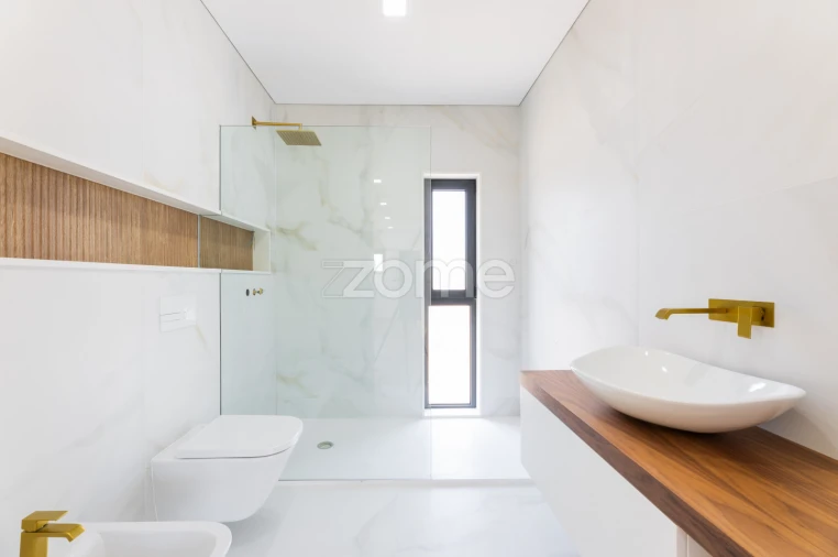 Moradia T3 para Venda em Areias Foto 9