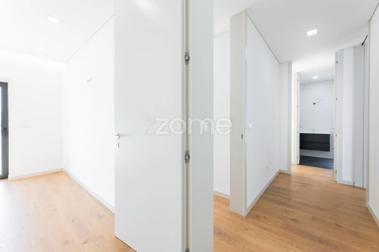 Moradia T3 para Venda em Areias Foto 15