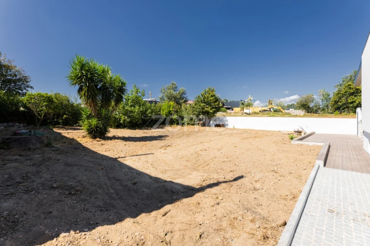 Moradia T3 para Venda em Areias Foto 30