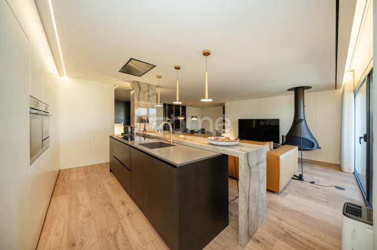 Apartamento T3 para Venda em Nogueiró e Tenões Foto 9