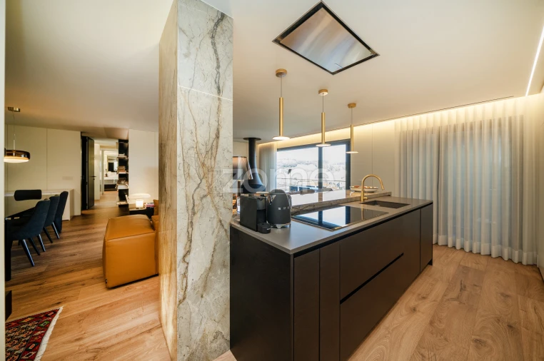 Apartamento T3 para Venda em Nogueiró e Tenões Foto 8