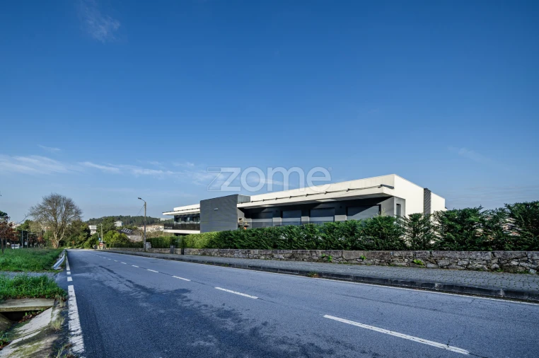 Apartamento T3 para Venda em Nogueiró e Tenões Foto 35