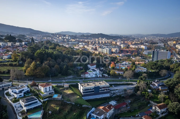 Apartamento T3 para Venda em Nogueiró e Tenões Foto 37
