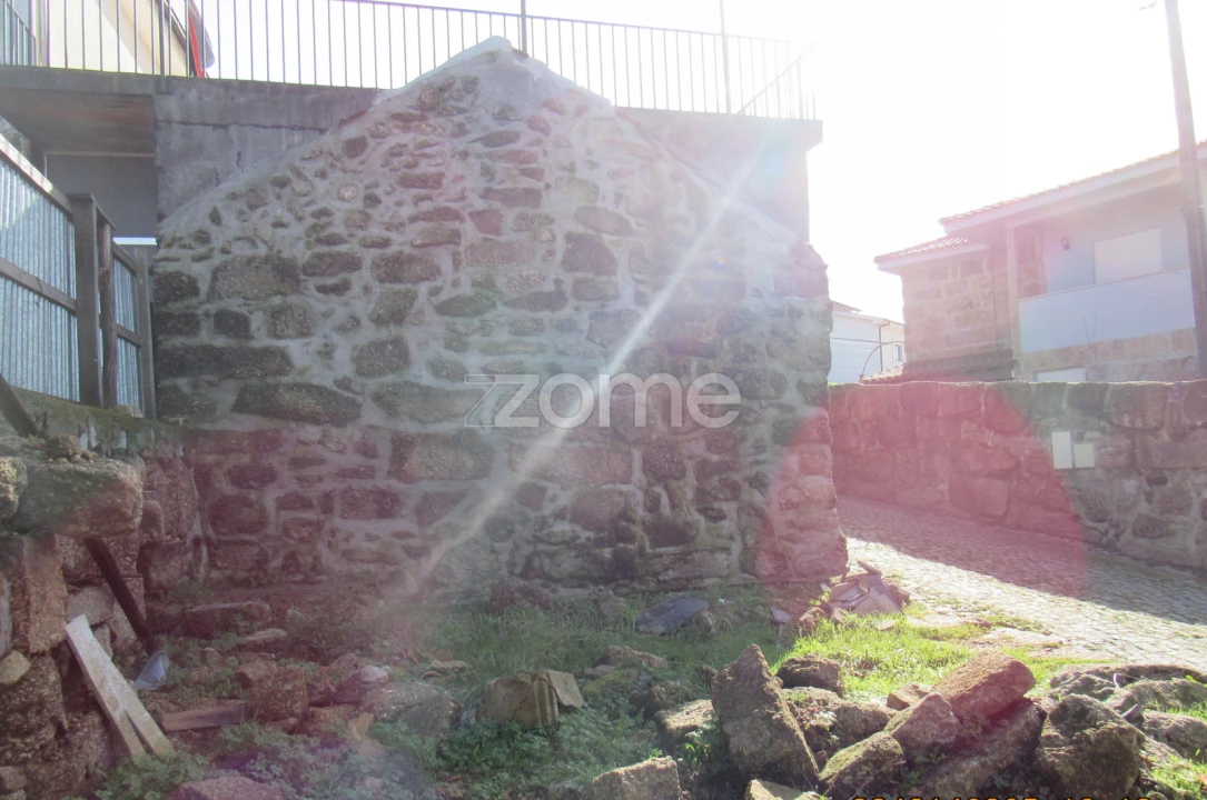 Moradia T2 para Venda em Penafiel Foto 24