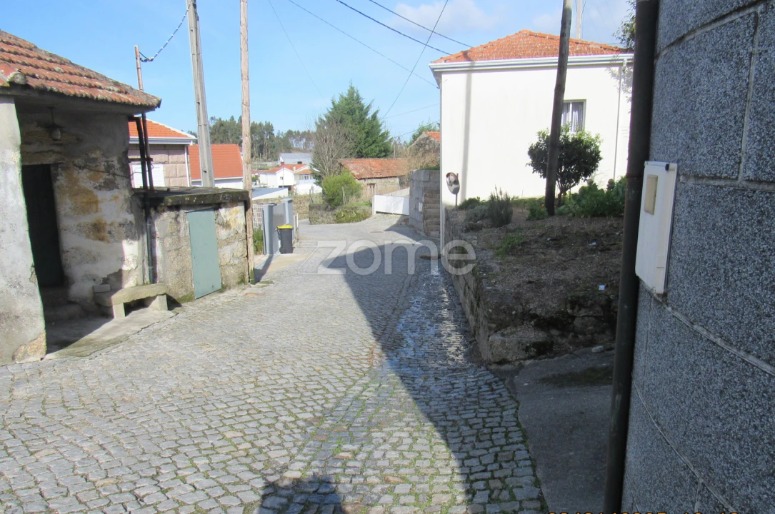 Moradia T2 para Venda em Penafiel Foto 35