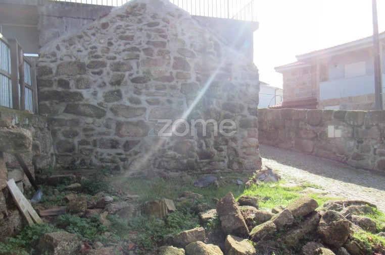 Moradia T2 para Venda em Penafiel Foto 20