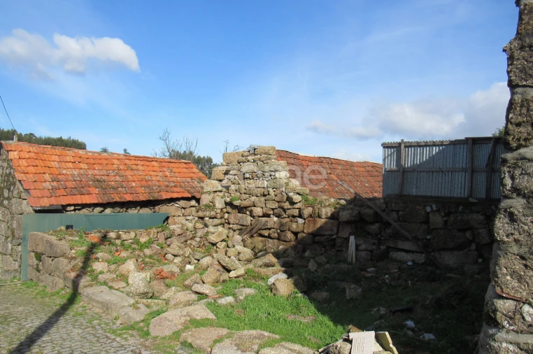 Moradia T2 para Venda em Penafiel Foto 22