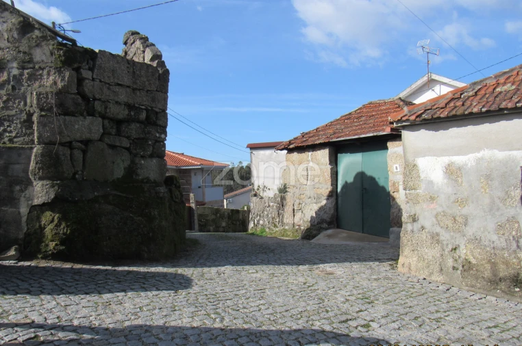 Moradia T2 para Venda em Penafiel Foto 34