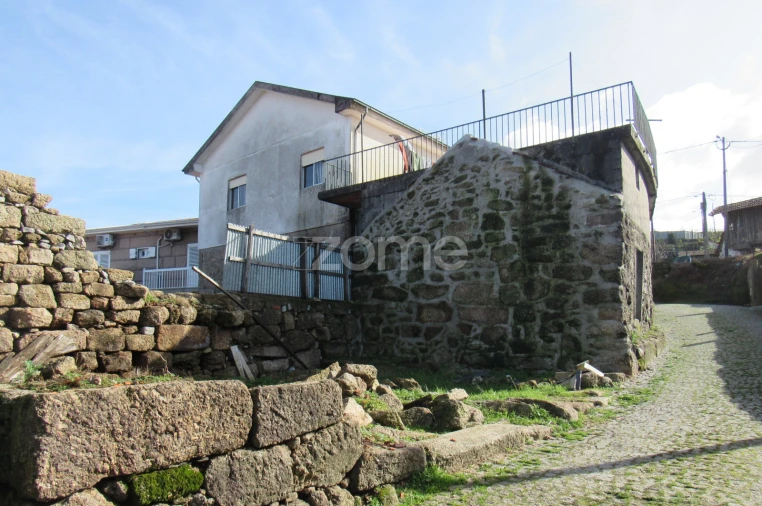 Moradia T2 para Venda em Penafiel Foto 12