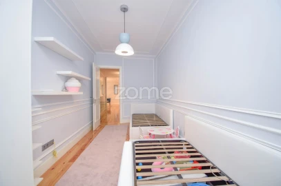 Apartamento T2 para Arrendamento em Santo António