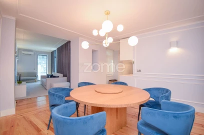 Apartamento T2 para Arrendamento em Santo António