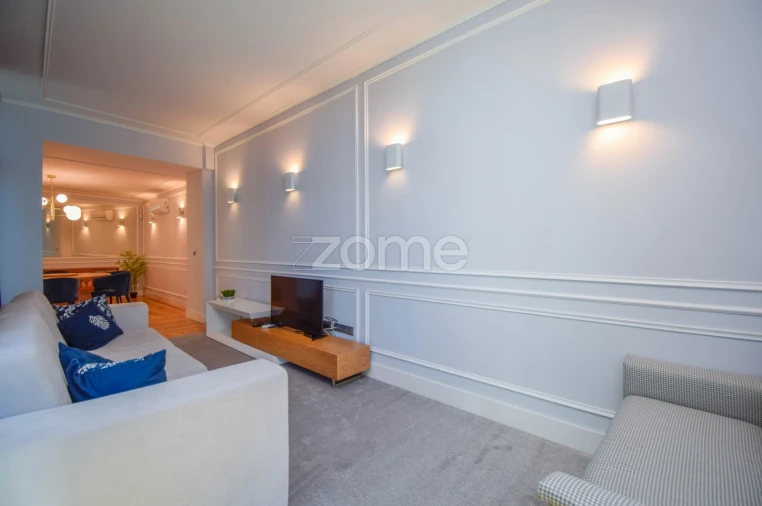 Apartamento T2 para Arrendamento em Santo António Foto 14