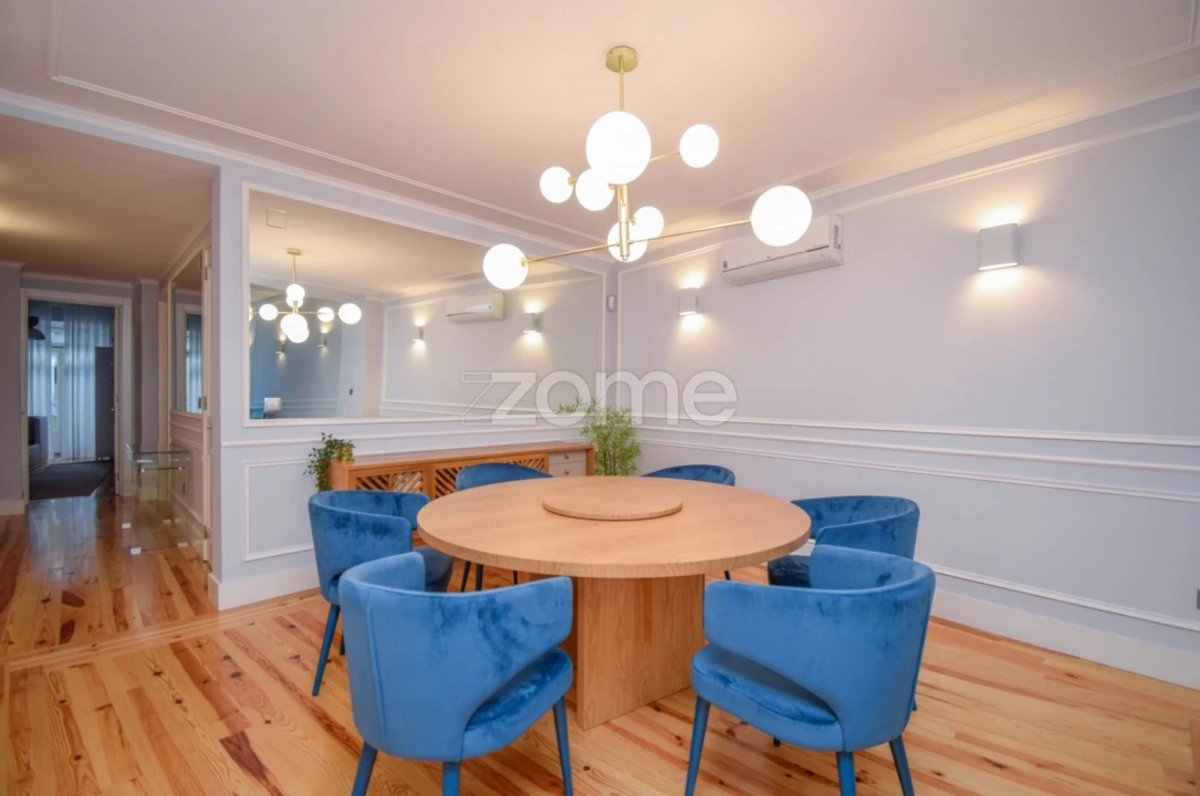 Apartamento T2 para Arrendamento em Santo António Foto 17