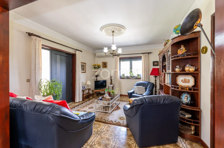 Moradia T6 para Venda em São Roque Foto 18