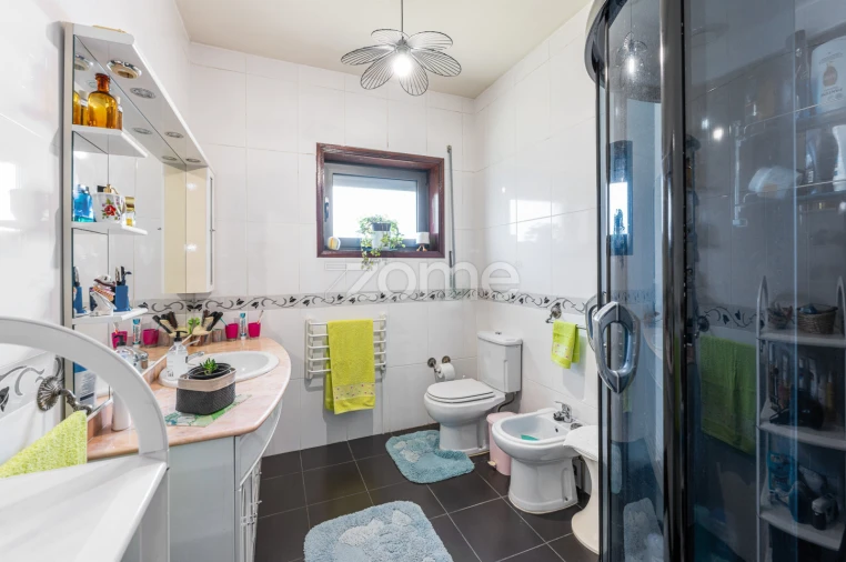 Moradia T6 para Venda em São Roque Foto 32