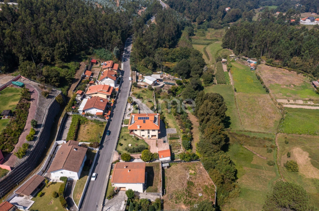 Moradia T6 para Venda em São Roque Foto 71