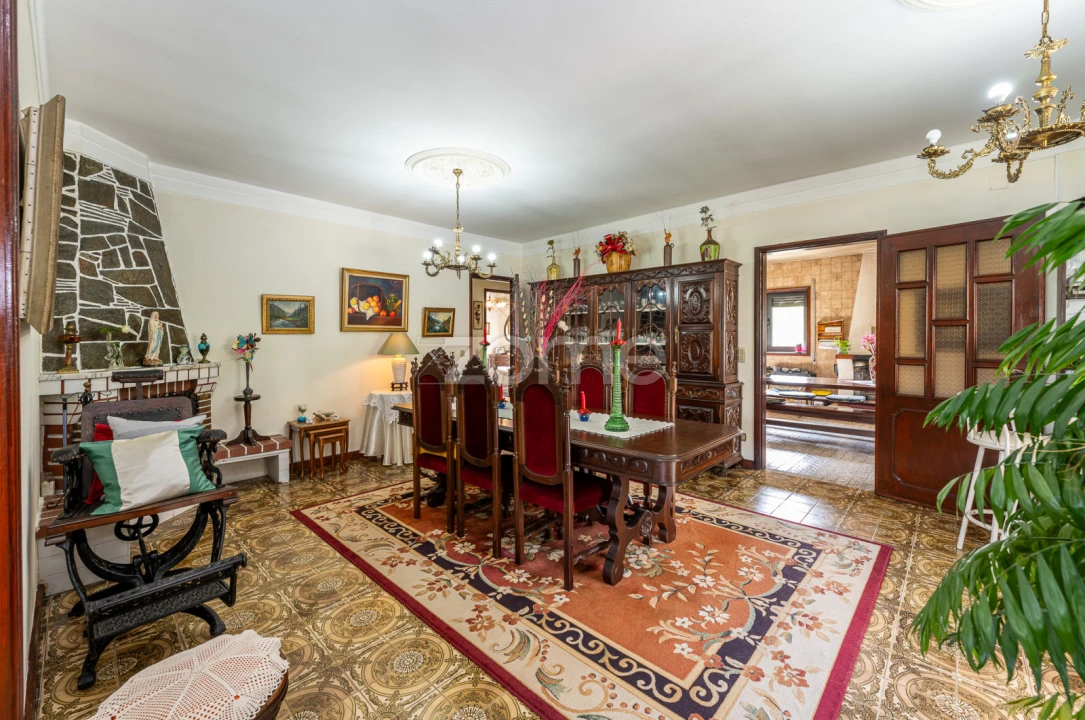 Moradia T6 para Venda em São Roque Foto 16