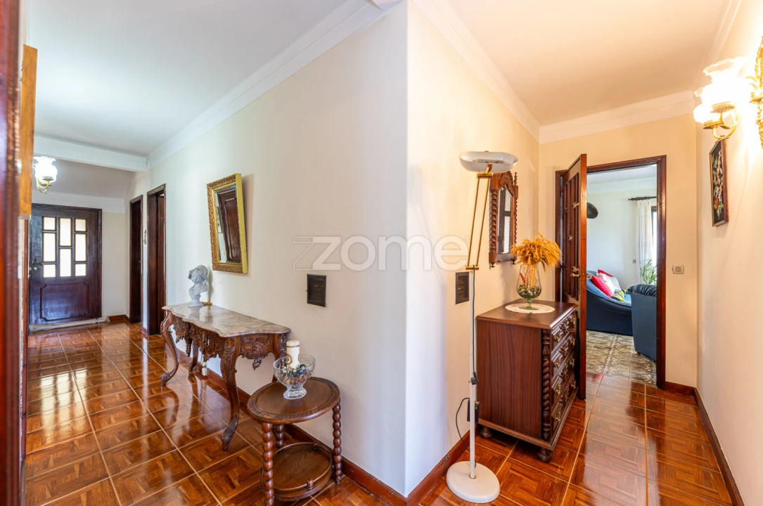 Moradia T6 para Venda em São Roque Foto 19