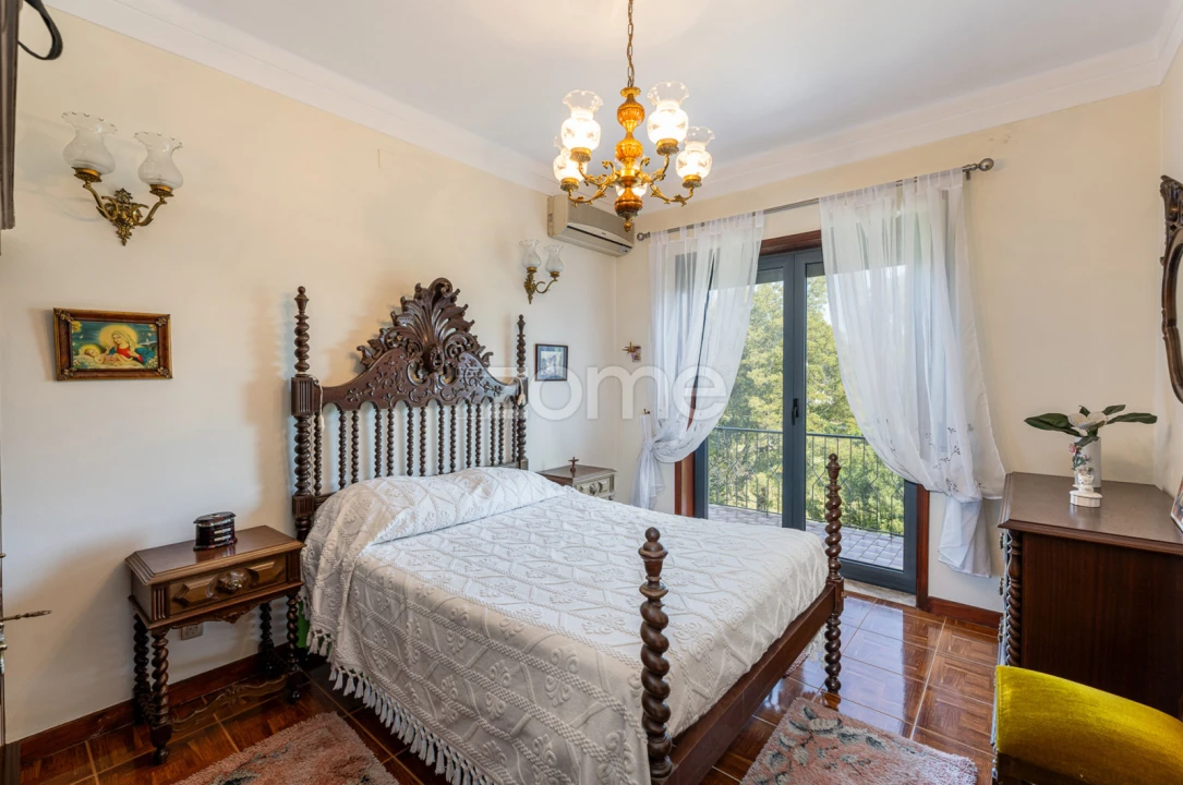 Moradia T6 para Venda em São Roque Foto 28