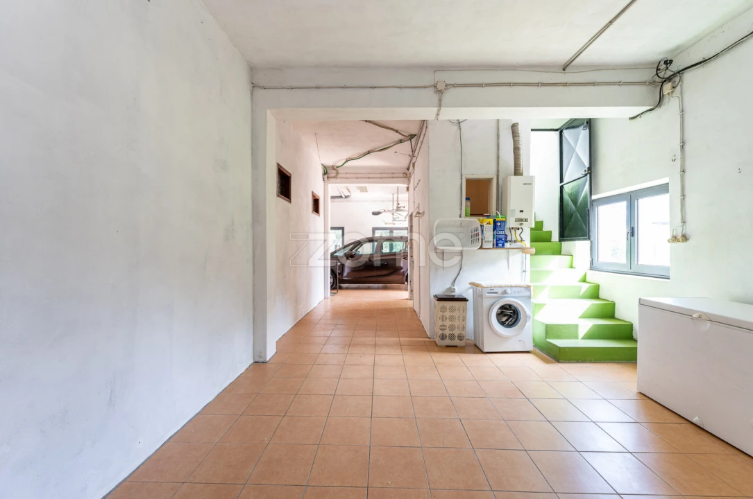 Moradia T6 para Venda em São Roque Foto 50