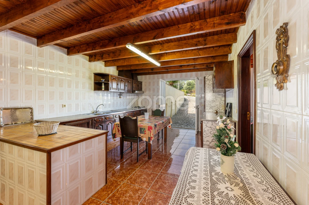 Moradia T6 para Venda em São Roque Foto 65